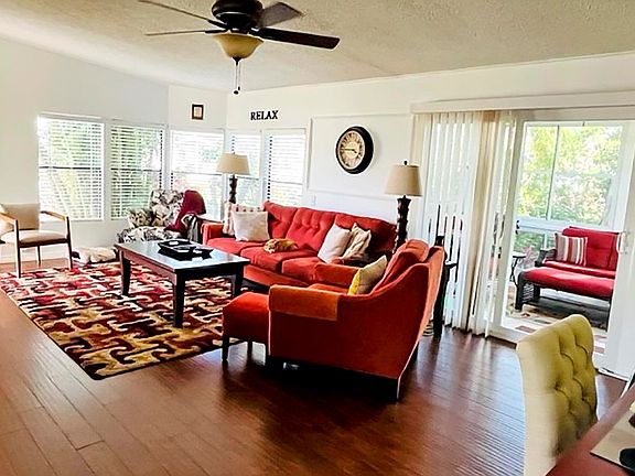 3rd image of 1244 Buena Vista Dr #1244