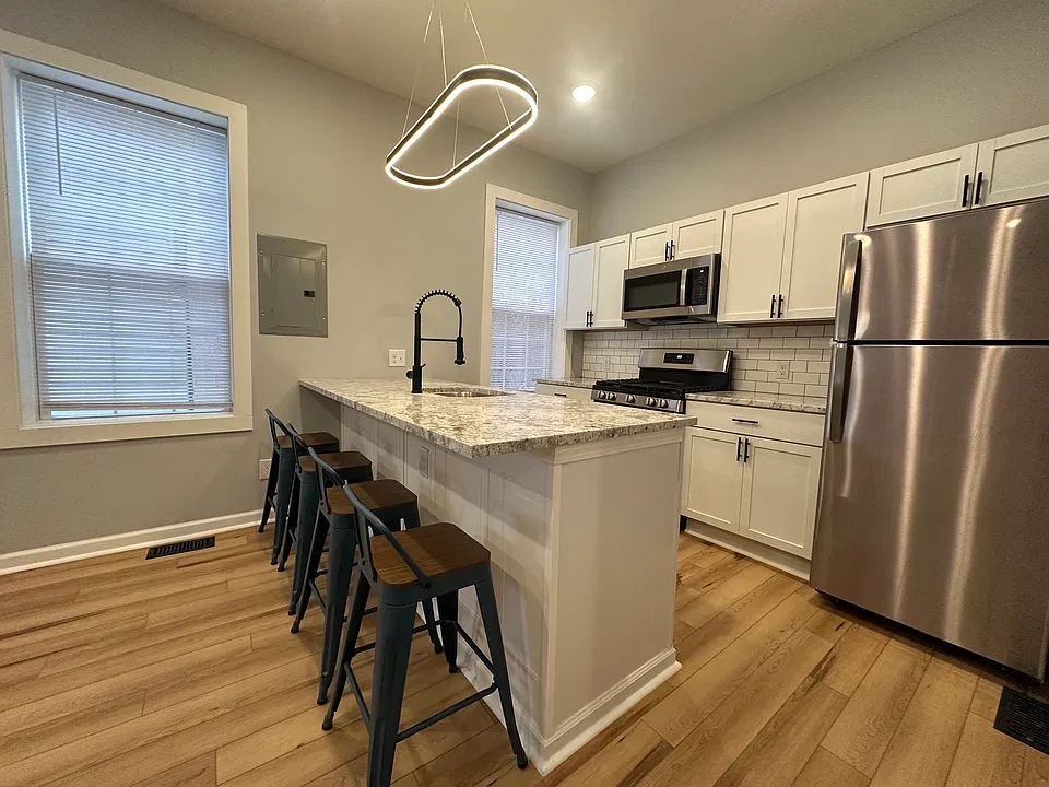 314 Burnet Ave #2