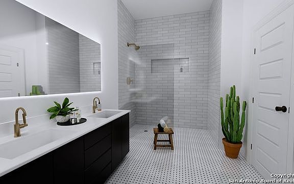 5th image of 319 E Evergreen St #101