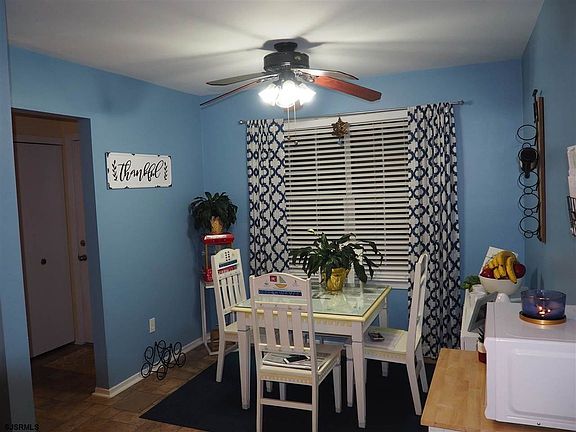 2nd image of 62 Waterview Dr #84