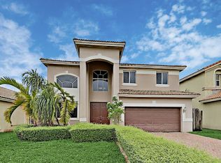 5702 SW 165th Ct, Miami, FL 33193