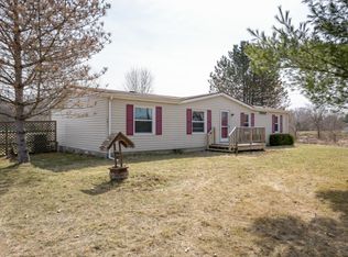 14811 S Lockshore Rd, Hickory Corners, MI 49060