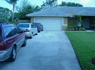 1441 SW 102nd Ave, Pembroke Pines, FL 33025