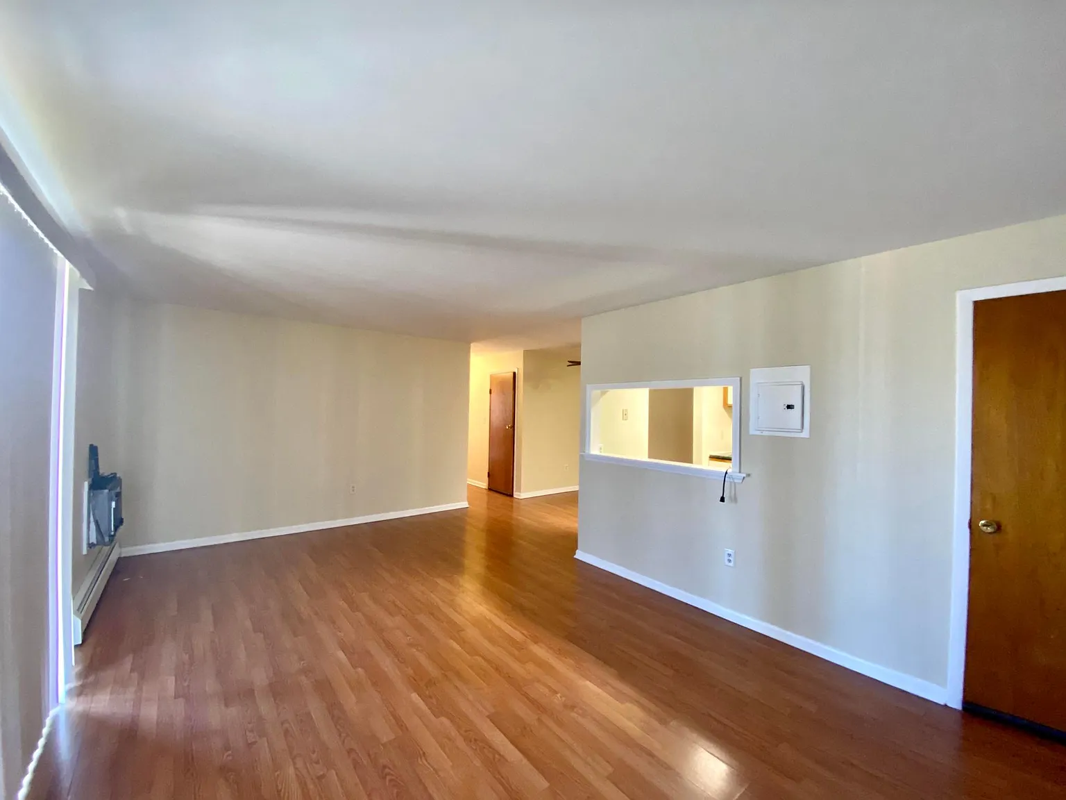 218 Concord Ln — Photo 2
