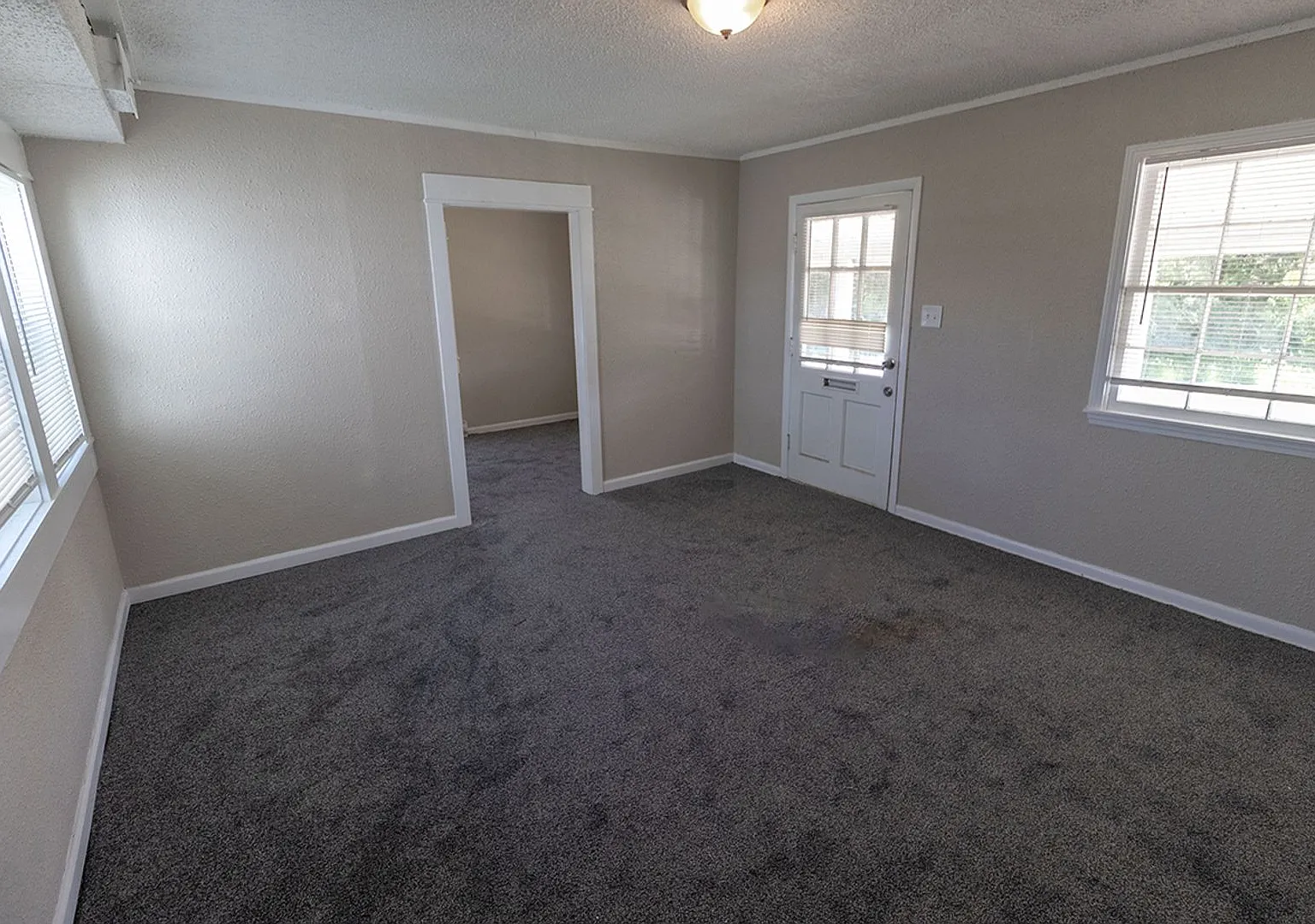 Rural Studio Apartment - Utilities Included — Photo 2