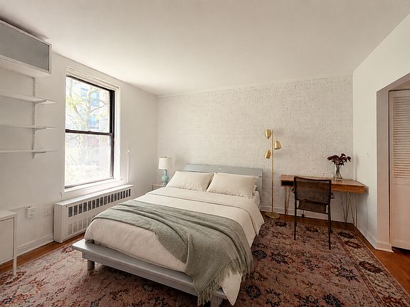 3rd image of 108 W 87th St APT 5B