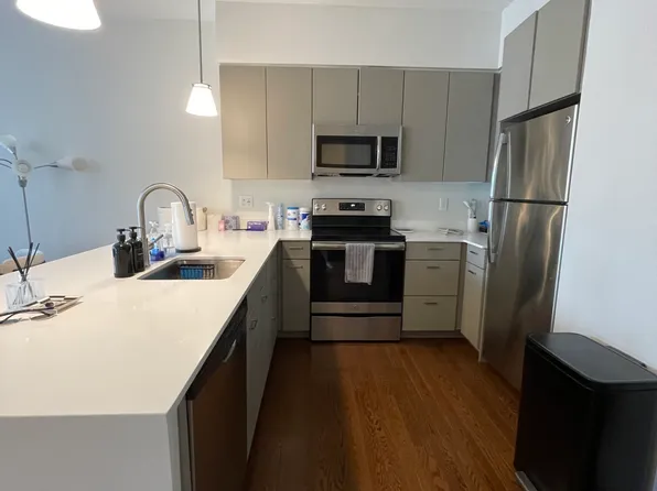 454 Harvard St #204, Brookline, MA 02446