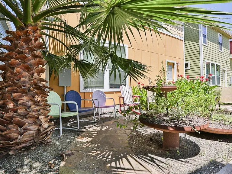 1601 Miriam Ave #301 — Photo 23