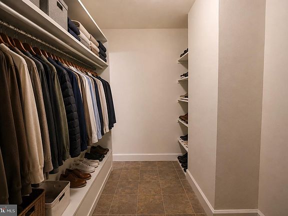 4th image of 1111 Arlington Blvd APT 112