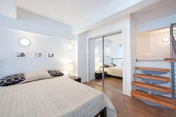 Sold by aptsandlofts.com | media 28