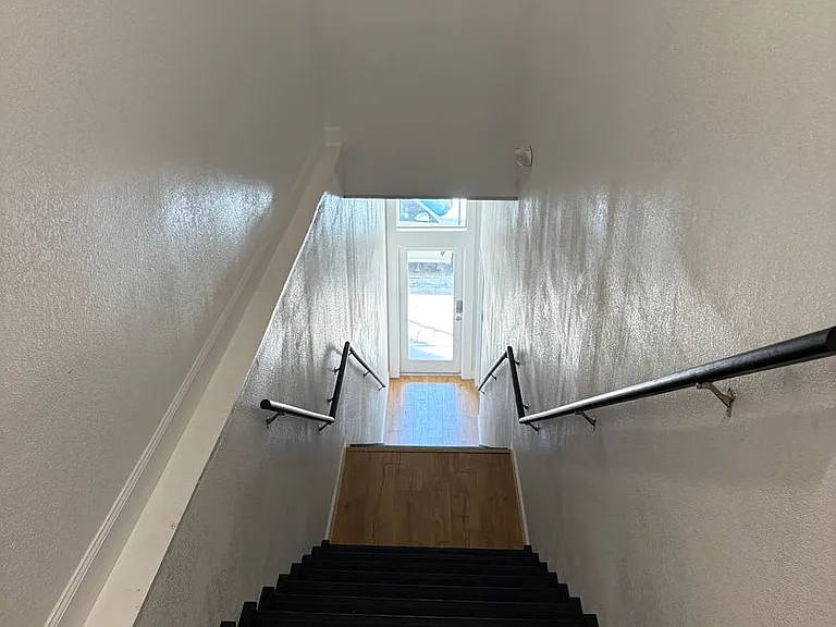 616 Main St — Photo 9