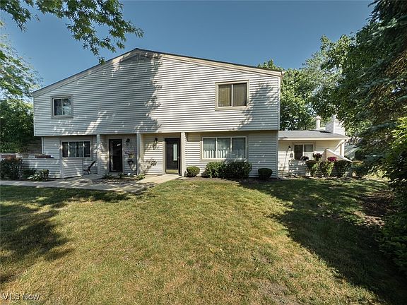 2nd image of 3181 Bay Landing Dr #17
