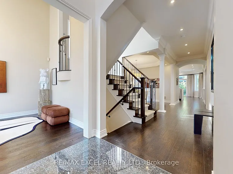 215 Coons Rd — Photo 6