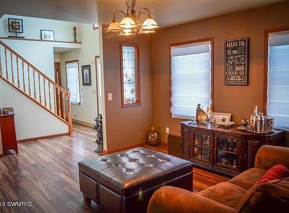5th image of 8094 E De Ave