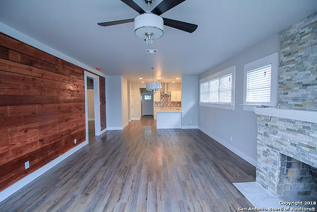1138 Iowa St — Photo 6