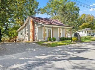 1308 Columbia Rd, Bristol, TN 37620