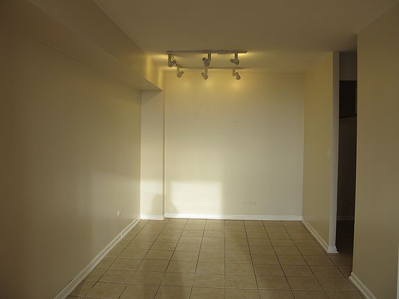 5th image of 2211 S Highland Ave APT 6C