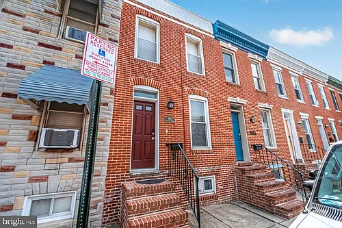 1611 Clarkson St Photo 1