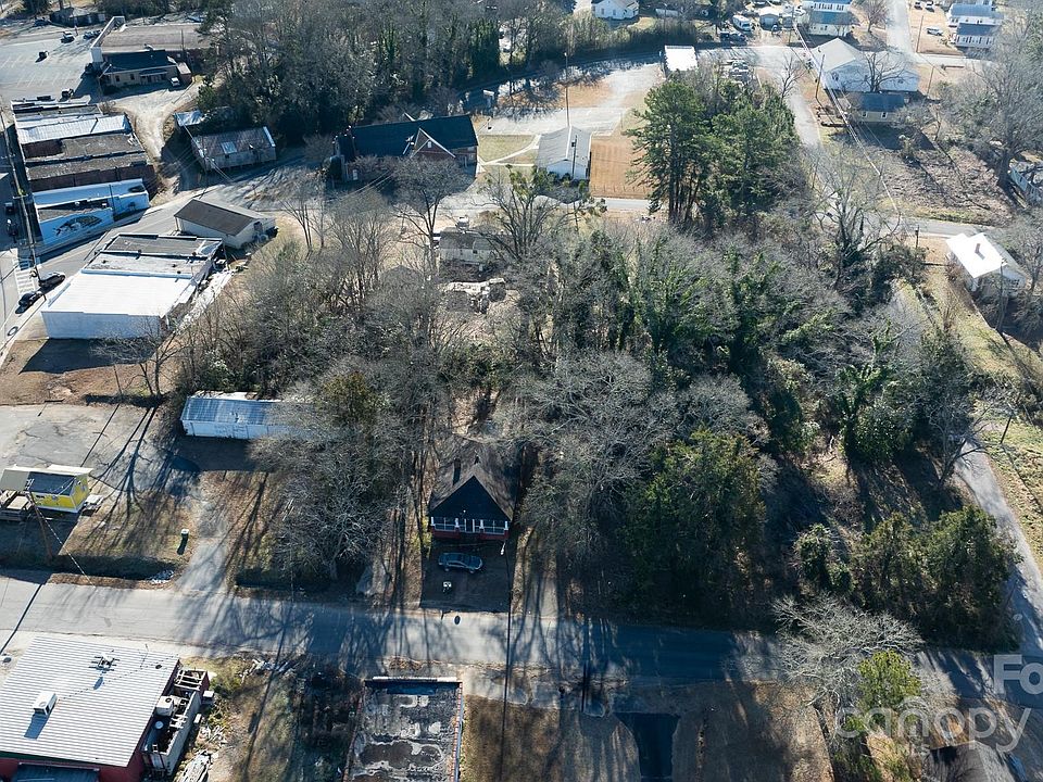 2nd image of 1 Catawba Ave