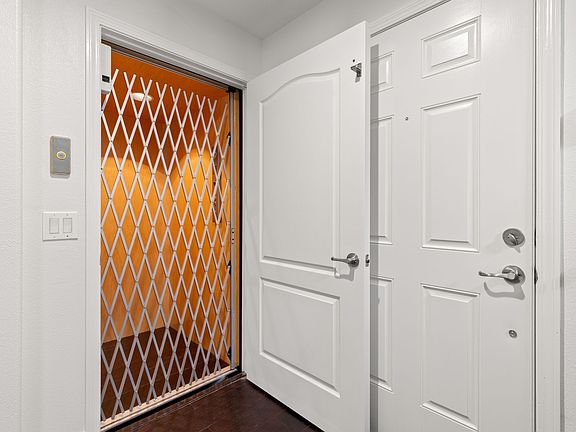 3rd image of 10144 Arbor Run Dr Unit 143