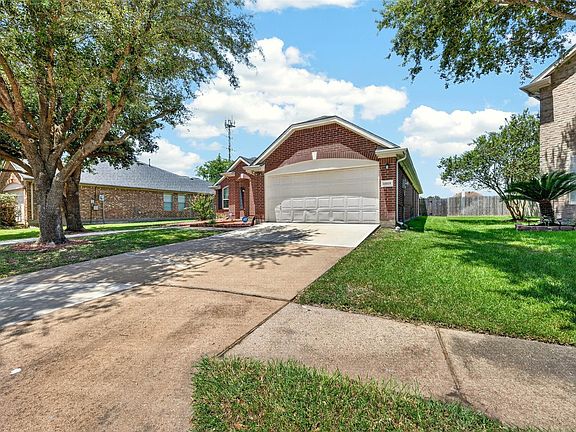 3rd image of 14810 Stocklin Ct