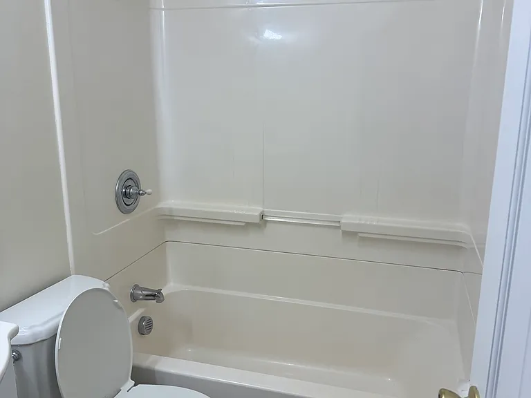 70 Broad Meadow Dr — Photo 12