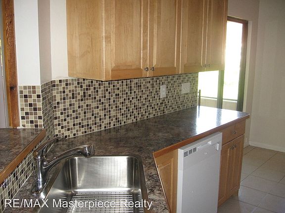 2nd image of 2873 SW Vittorio St