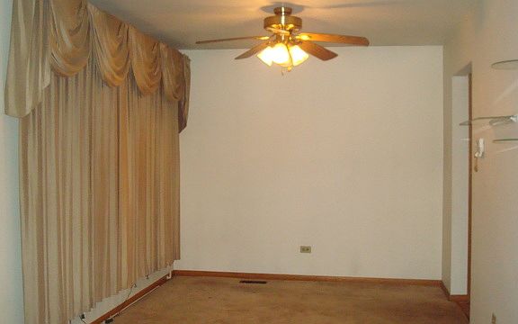 5th image of 301 Stoney Island Ave