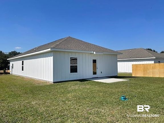 5th image of 19194 Treehill Ln