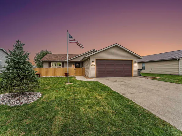 839 S Redstone Ct, Columbia City, IN 46725