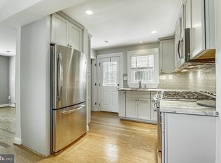 1409 N Longfellow St, Arlington, VA 22205