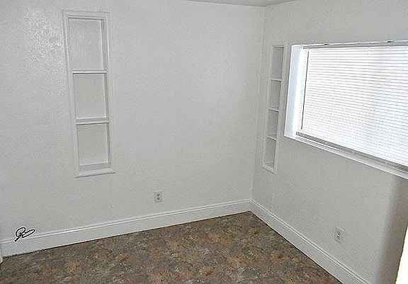 4th image of 1206 Amador St