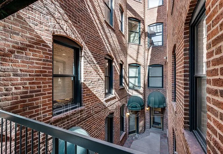 1490 N Lafayette St #405 — Photo 13