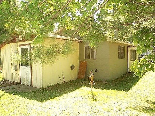 Small Cabin or Cottage