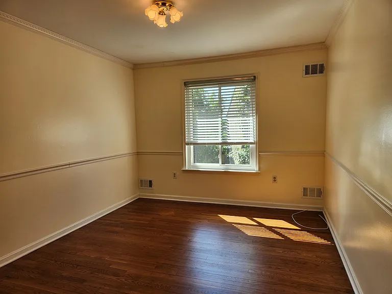 38 Park St #24E — Photo 10