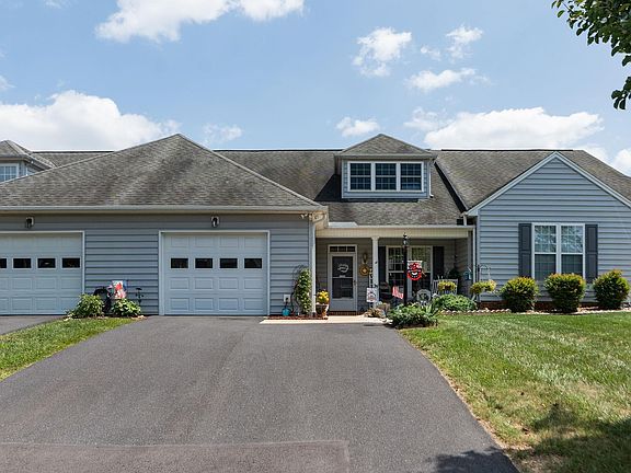 4th image of 24 Villa View Dr