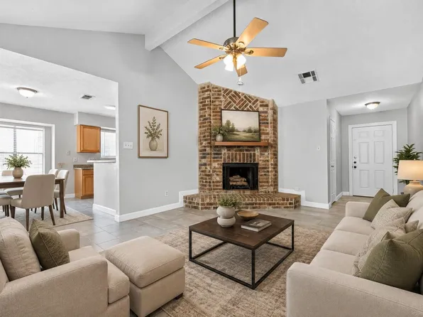 10207 Autumn Meadow Ln, Houston, TX 77064