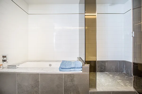 Rented by Keller Williams NYC | media 23