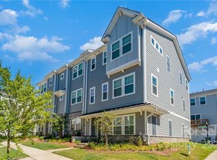 4020 Yucca Al, Charlotte, NC 28217