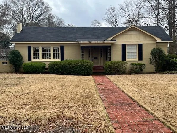 306 E Adams Ave, Greenwood, MS 38930