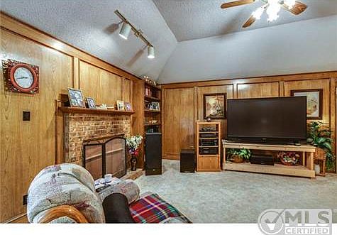 5th image of 13005 Forest Glen Ln