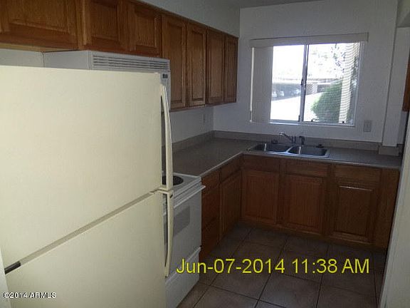 5th image of 10849 N Fairway Ct W