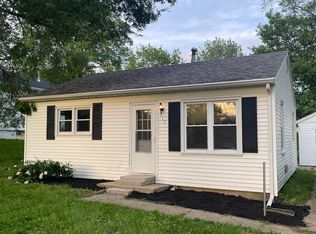 712 S Stewart St, Creve Coeur, IL 61610