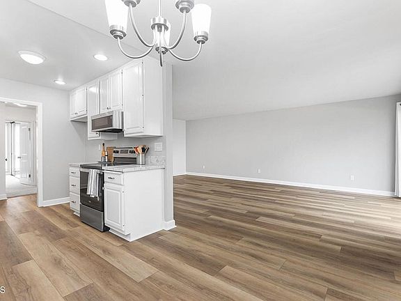 4th image of 3700 Dean Dr Unit 1507