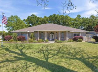 4552 Peaden Rd, Pace, FL 32571