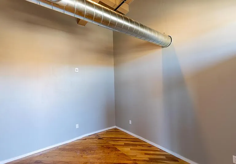 116 N 4th St #202 — Photo 4