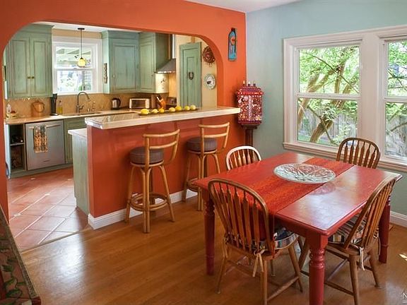 2nd image of 147 Meadowcroft Dr