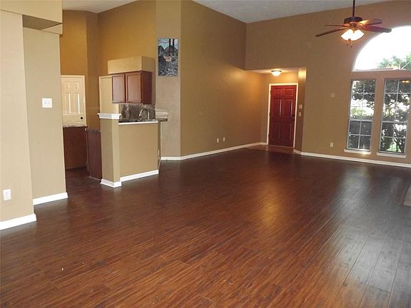 Nice Open Floor Plan