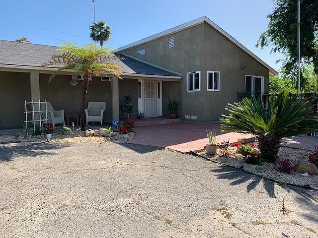 1st image of 2111 Curtis Dr