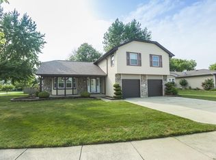 1680 Carolina Dr, Elk Grove Village, IL 60007